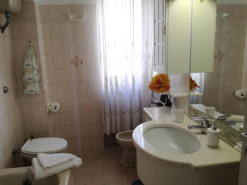 アマルフィ Domus Gaia Bed & Breakfast エクステリア 写真
